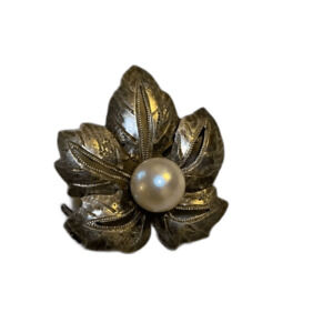 Vintage Sterling Silver Brooch Pin Mini Leaf w/ Natural Pearl in Center Gorgeous
